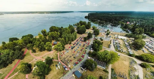 WAKACYJNY ZLOT CLASSIC CARS LEGIONOWO