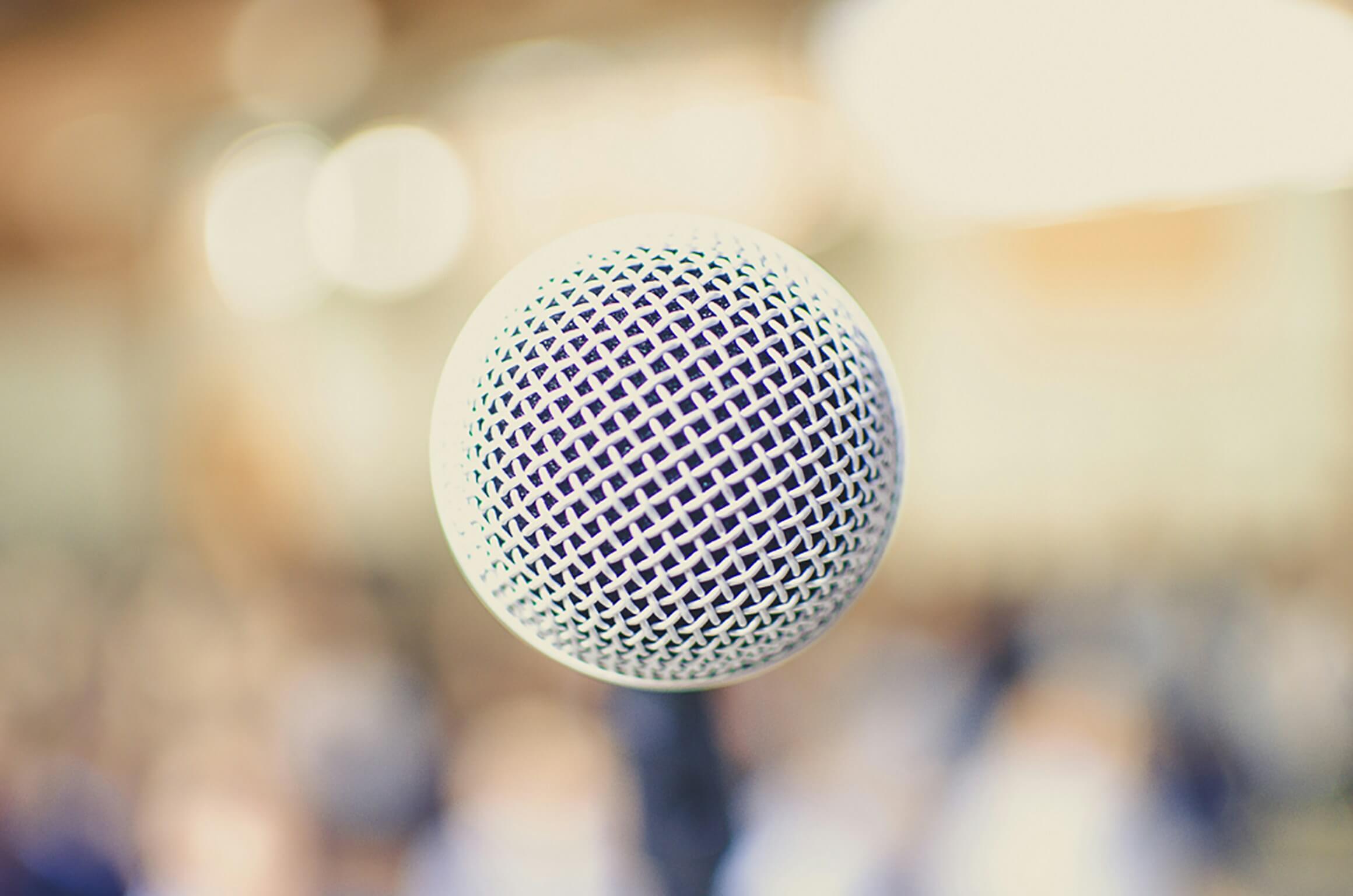 Mr. Transcription: Lecture Synchronisée & Actions IA