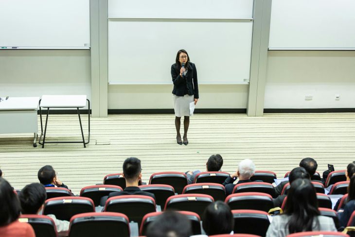 conferencias