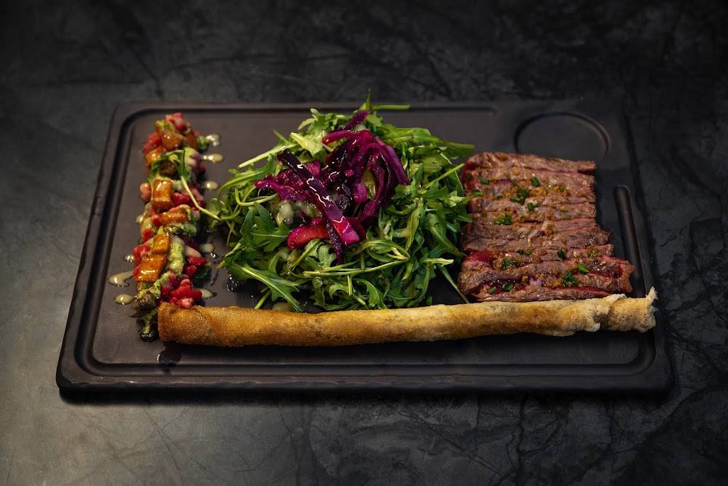 Le Beef Paradis Steakhouse restaurant de viande maturée et d'exception Paris - Food Plant Ingredient Flower Recipe