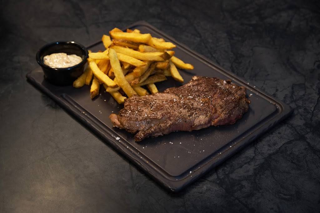 Le Beef Paradis Steakhouse restaurant de viande maturée et d'exception Paris - Food Tableware Ingredient Plate Recipe