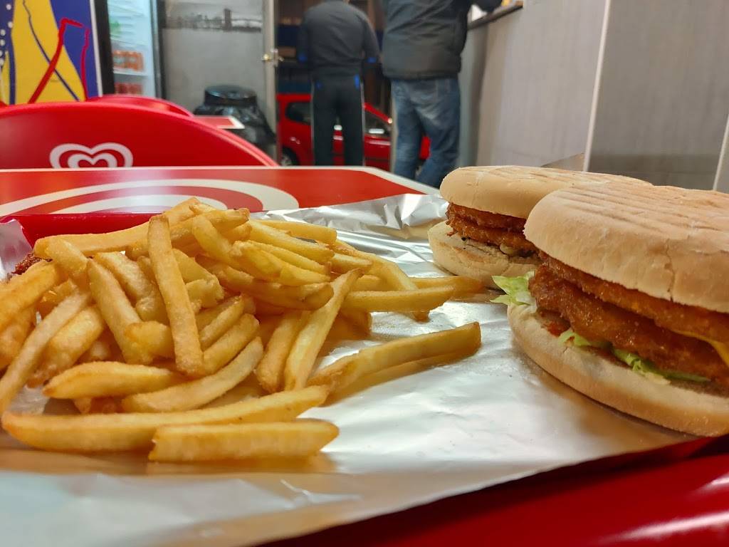 Wilson Kebab Burger Antibes - Dish Food Junk food Fast food French fries