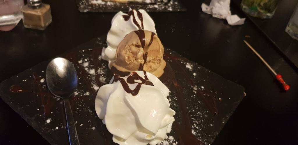 L'Incontournable 67 Brasserie Meulan-en-Yvelines - Food Cuisine Meringue Dish Dessert