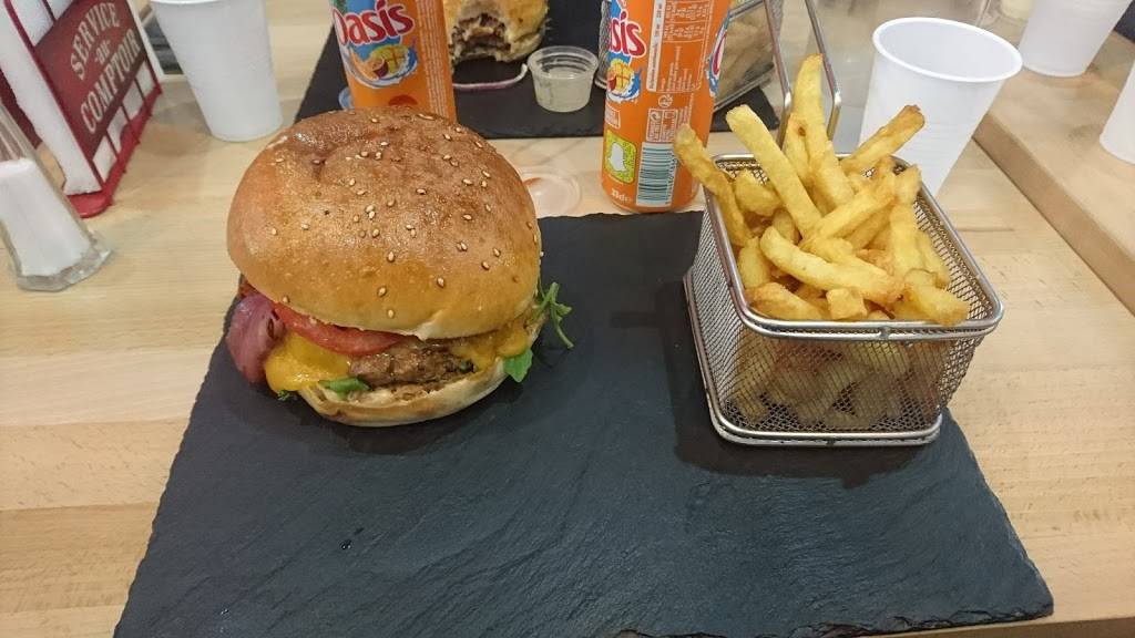 Yankee Burger Fast-food Nanterre Préfecture Nanterre - Food Tableware Ingredient French fries Staple food