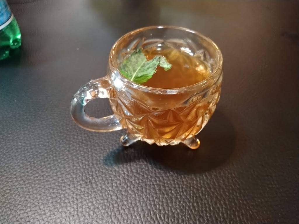 L'original Royal couscous Villeurbanne - Drink Tea Chinese herb tea Glass Iced tea