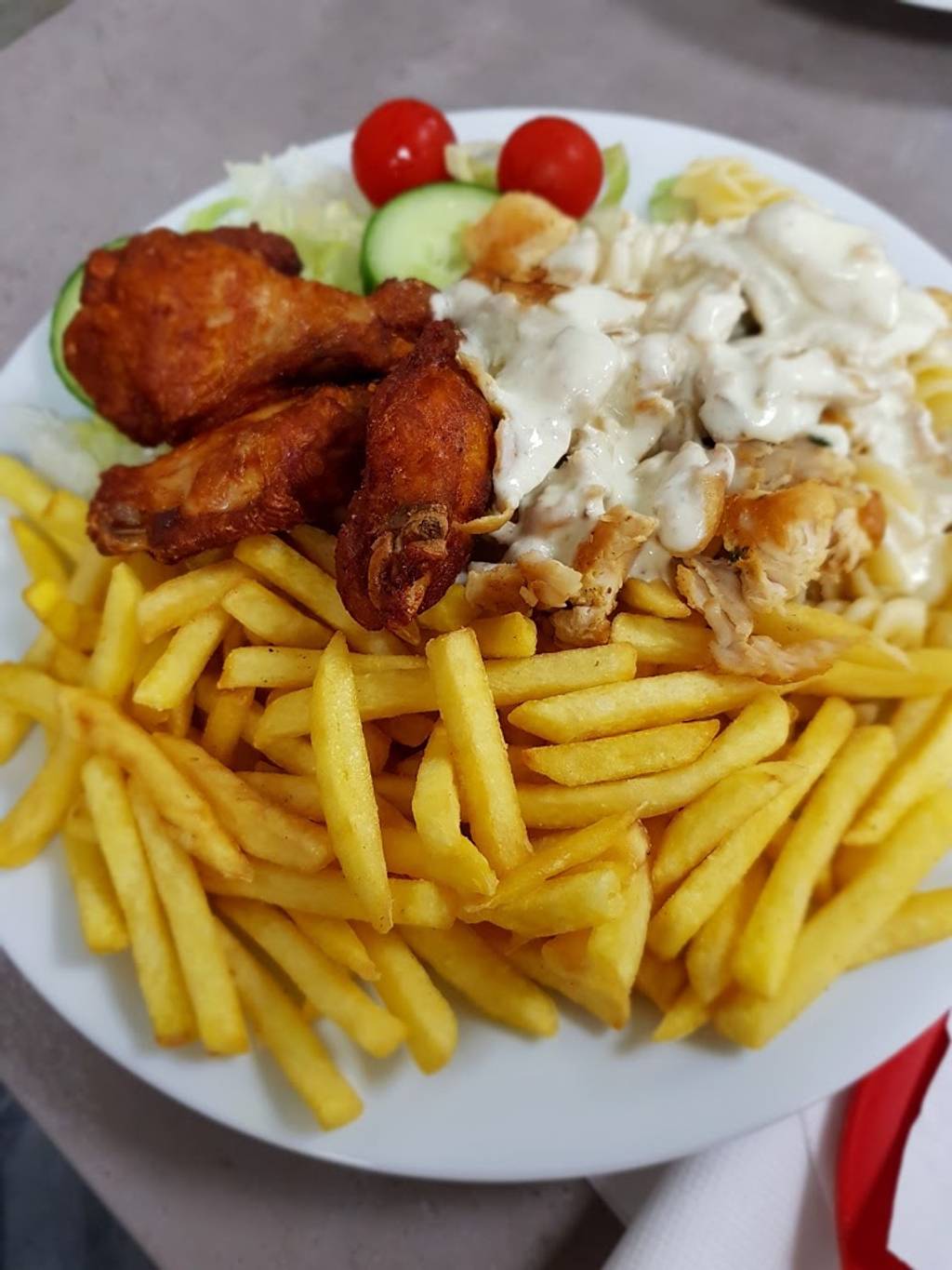 Kool Strasbourg - Dish Food Cuisine French fries Junk food