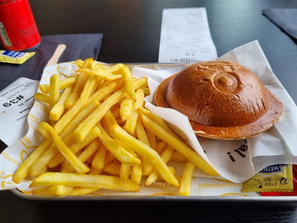 UFO B&N’s Vert-Saint-Denis - Food Tableware Ingredient French fries Deep frying