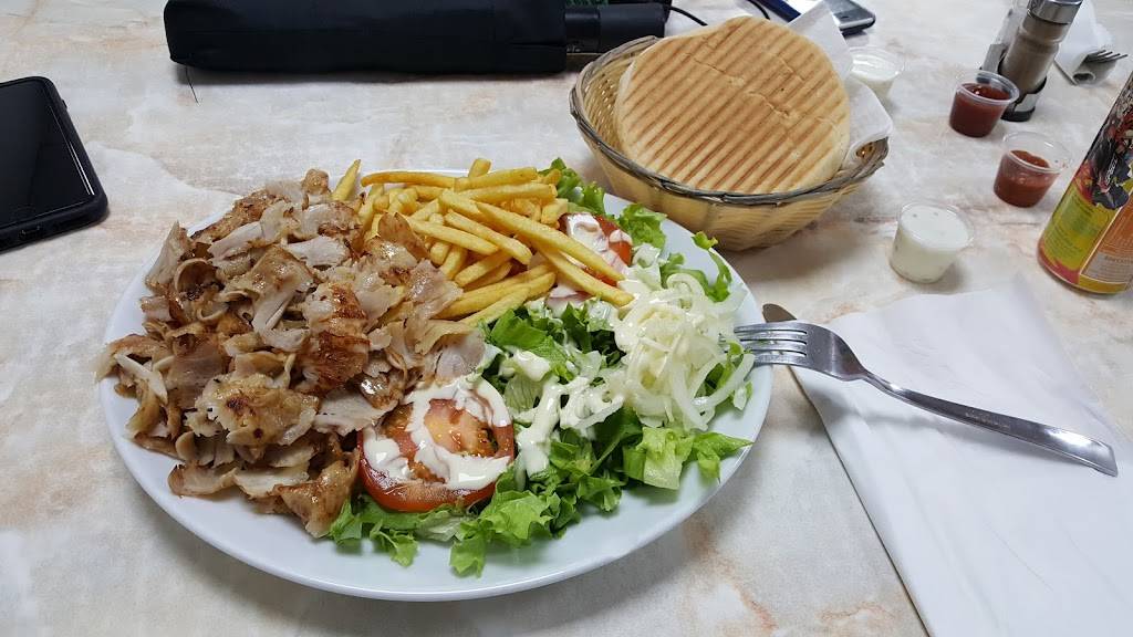 Istanbul Döner Fast-food Annecy - Food Tableware Dishware Ingredient Recipe