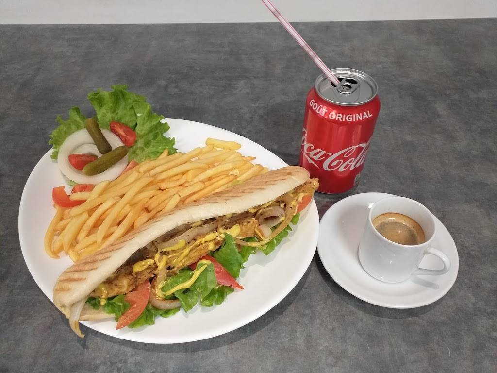Tacos du Lycée Burger Chambéry - Dish Food Cuisine Ingredient Fast food