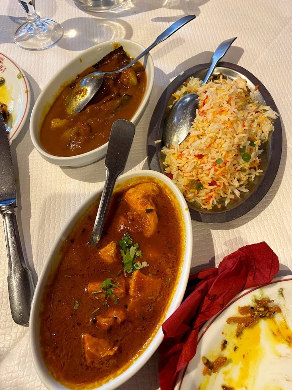 Le Surya Tours - Food Tableware Plate Ingredient Fork