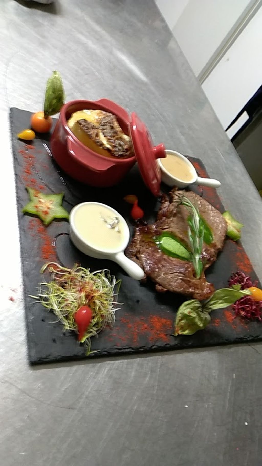 Restaurant halal l'evazio Moyen-Orient Avignon - Dish Food Cuisine Steak Ingredient