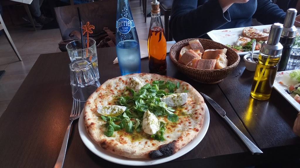 Le Napoli 2 Brasserie Clichy - Dish Food Cuisine Ingredient Pizza