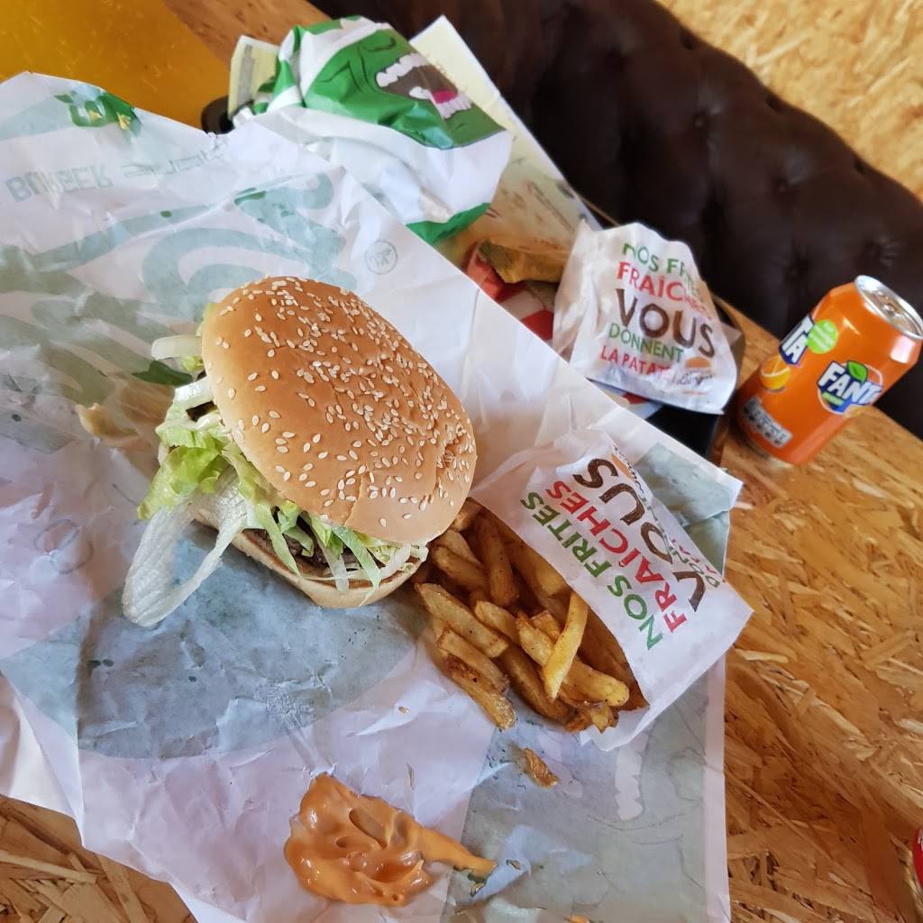 Str'eat Burger Lormont Burger Lormont - Food Fast food Junk food Dish Hamburger