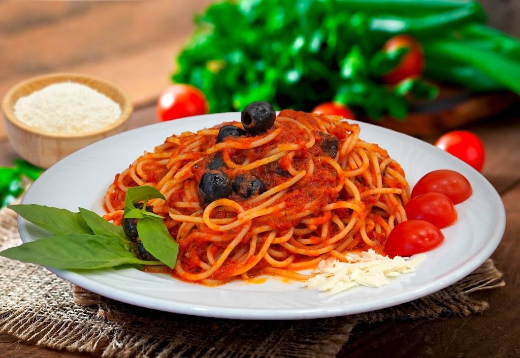 Fast-food Spaccanapoli Grenoble - Food Tableware Rice noodles Al dente Ingredient