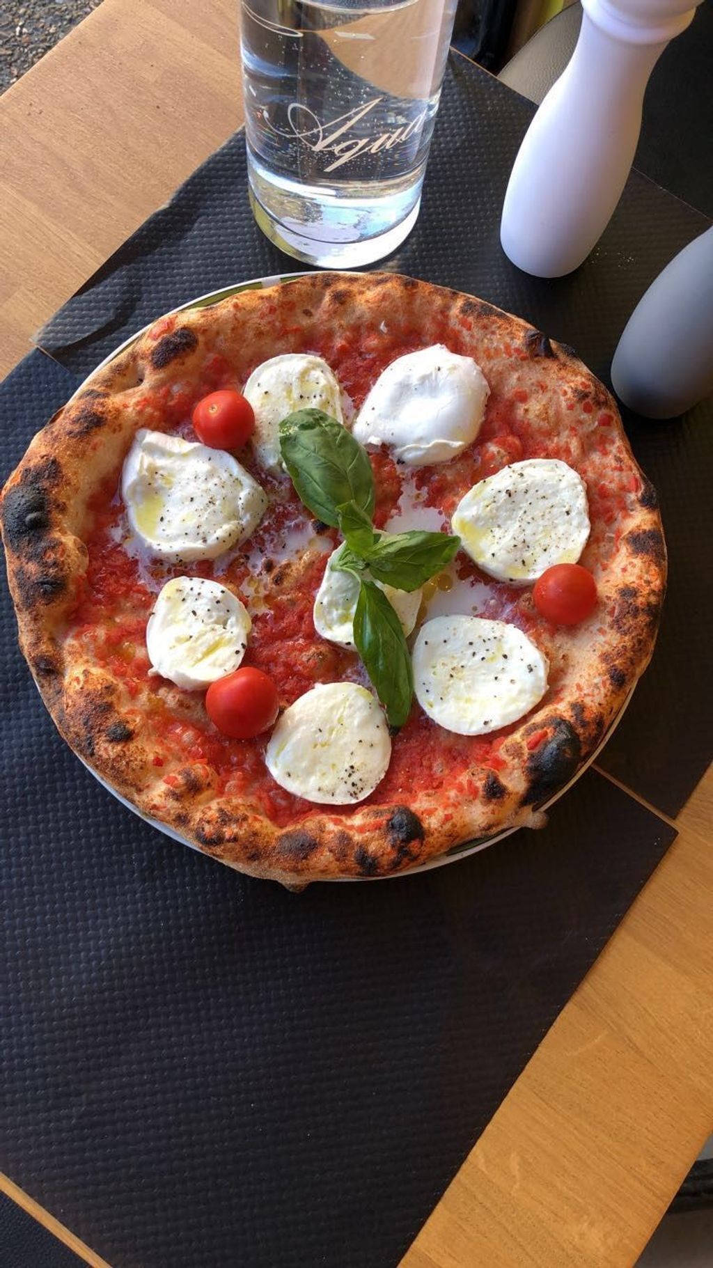 Italian Touch’ Feu De Bois Italien Ivry-sur-Seine - Dish Food Cuisine Pizza Ingredient