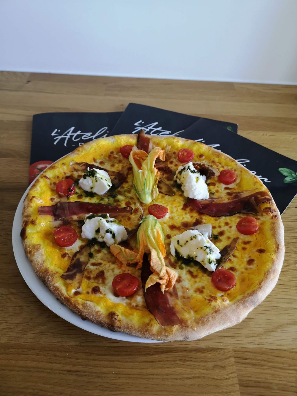 L'atelier pizza Franconville Franconville - Dish Food Pizza Cuisine Pizza cheese