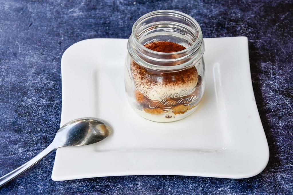 O'Piatti Panna (Saint Maximin) Brasserie Saint-Maximin - Food Mason jar Cuisine Dish Ingredient