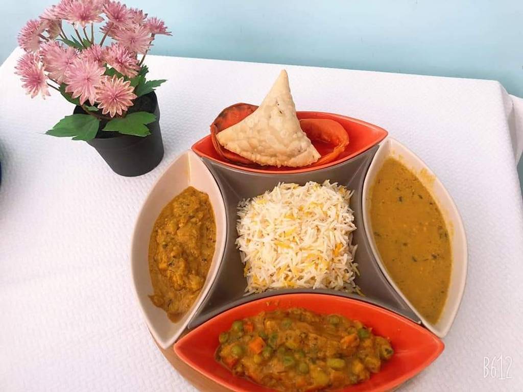 Le Punjab - Restaurant Indien - Antigone Montpellier - Dish Food Cuisine Ingredient Dal