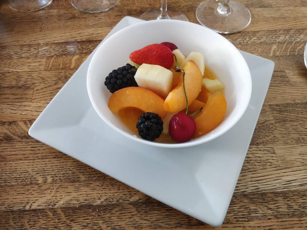 icosium restaurant algérien Paris - Food Tableware Dishware Fruit Plate
