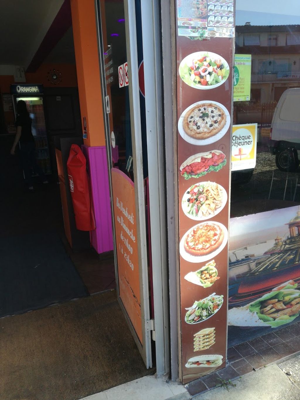 BREAK TIME Kebab Magny-les-Hameaux - Fast food Take-out food Snack Advertising Vending machine