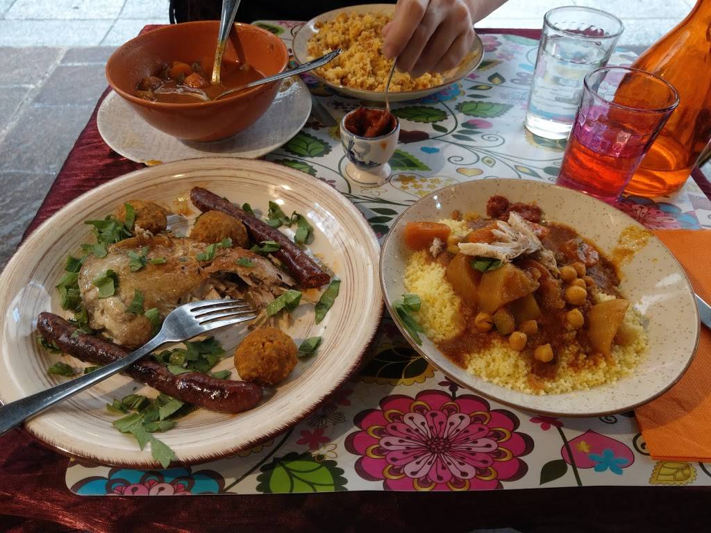 Les Merveilles Du Maroc Paris - Food Tableware Table Plate Ingredient