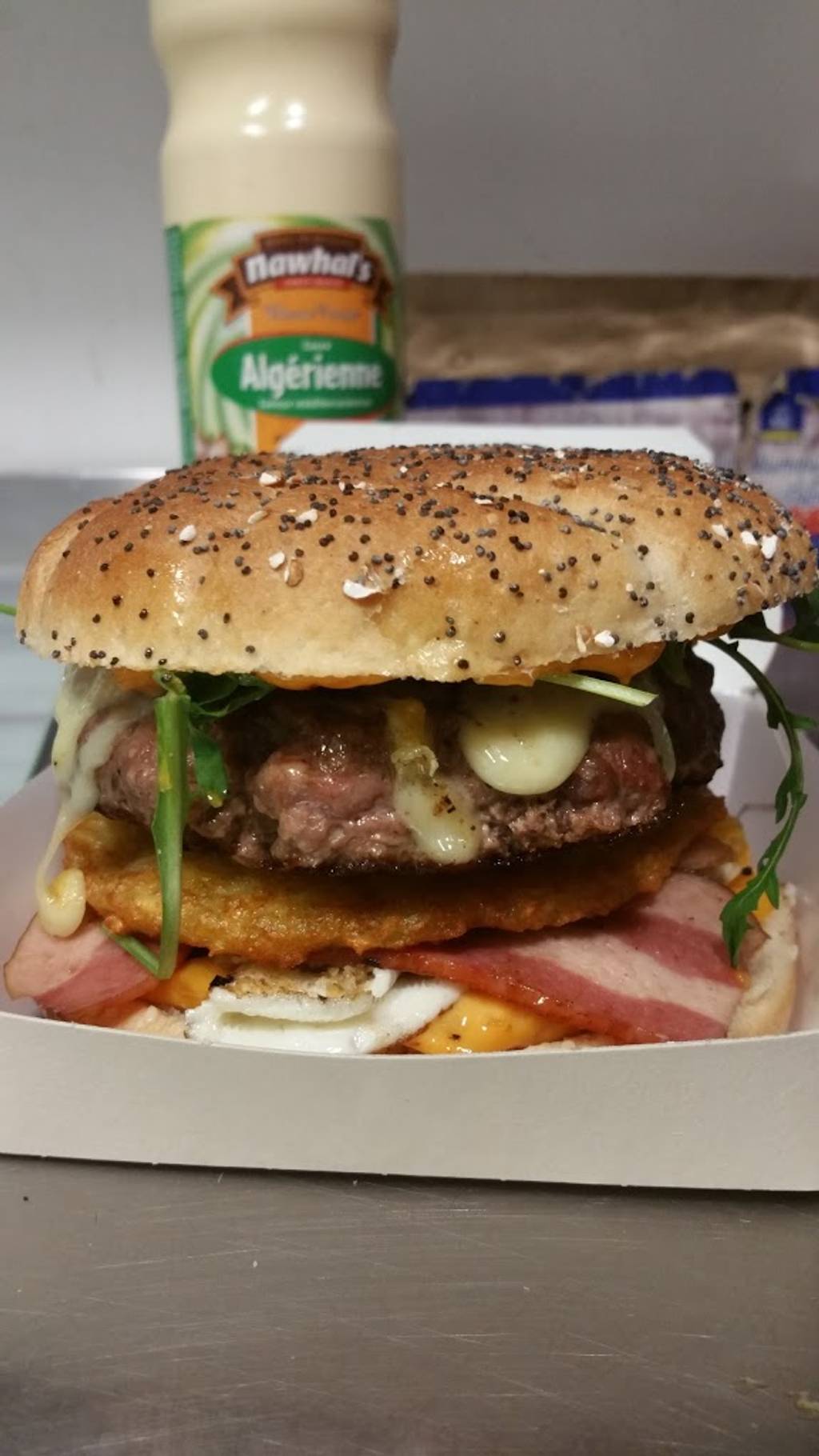 Burger Legend's Montpellier - Dish Food Cuisine Ingredient Hamburger