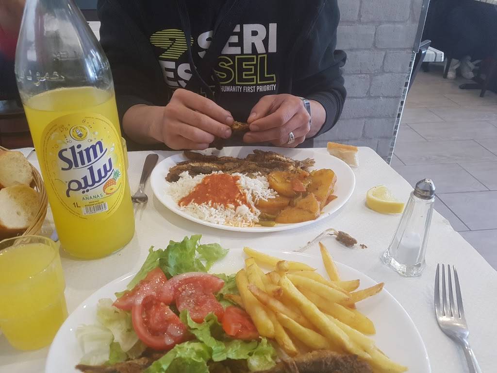 Darna les 4 frères - Restaurant Algérien Paris - Food Junk food Meal Dish Cuisine