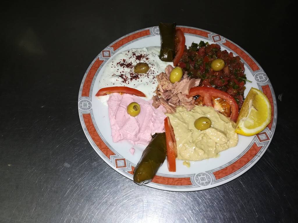 restaurant Fenerbahce Burger Conflans-Sainte-Honorine - Dish Cuisine Food Ingredient Plate