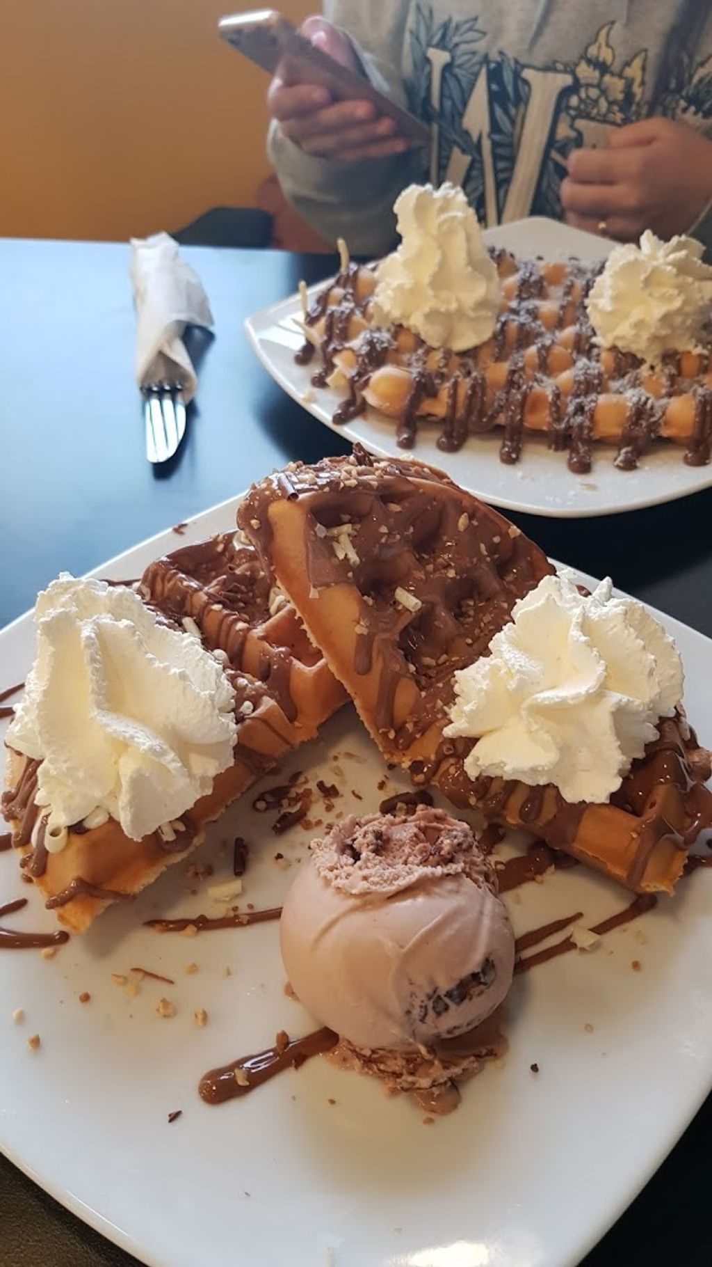 L.A'S Diner & Coffee Américain Villeneuve-la-Garenne - Dish Food Cuisine Whipped cream Ingredient