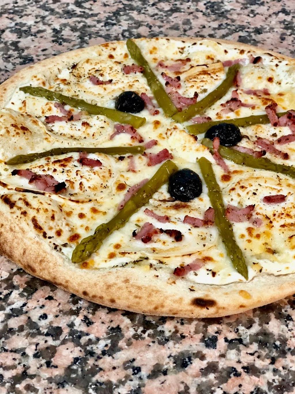 Pizza Johnny Fast-food Fréjus - Dish Food Cuisine Pizza Ingredient