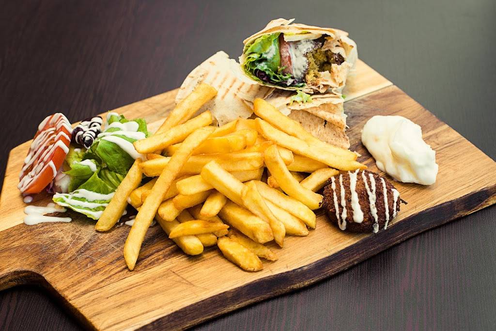 Tawouk & Falafel Grillades Saran - Dish Food Cuisine French fries Junk food