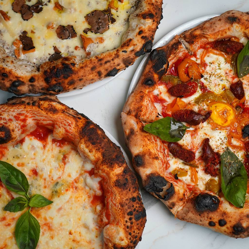Italian Kitchen Bagnolet - Food Pizza Ingredient Recipe Baked goods