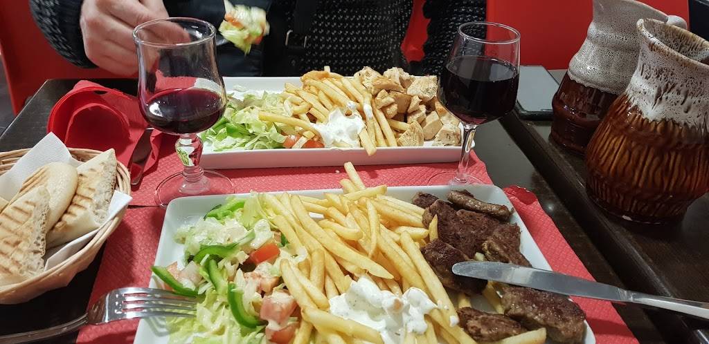 Anatolie Perpignan Burger Perpignan - Dish Food Cuisine Junk food French fries