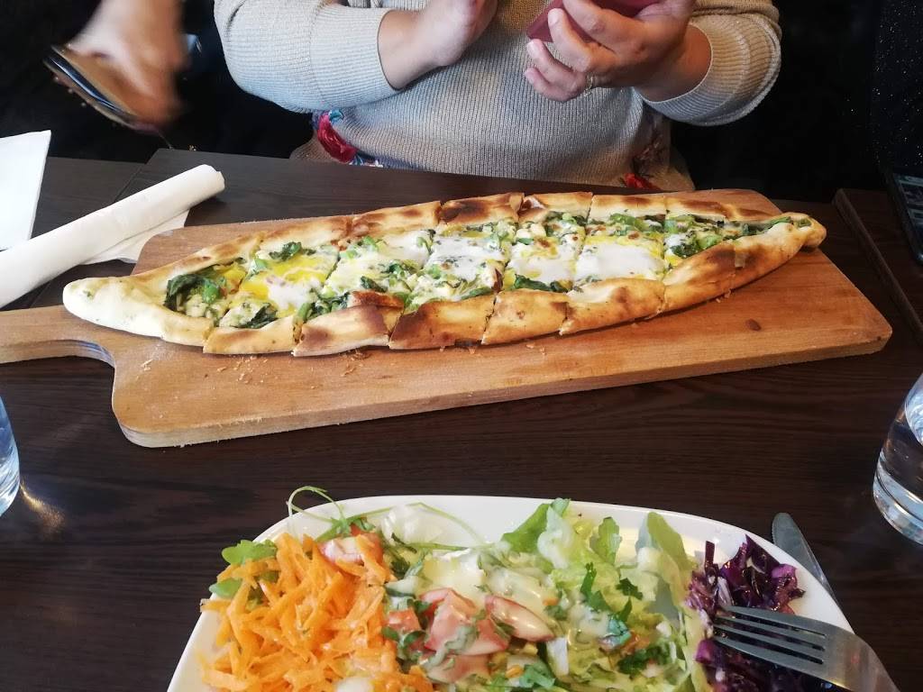 Au Laurier Kebab Strasbourg - Dish Food Cuisine Ingredient Flatbread