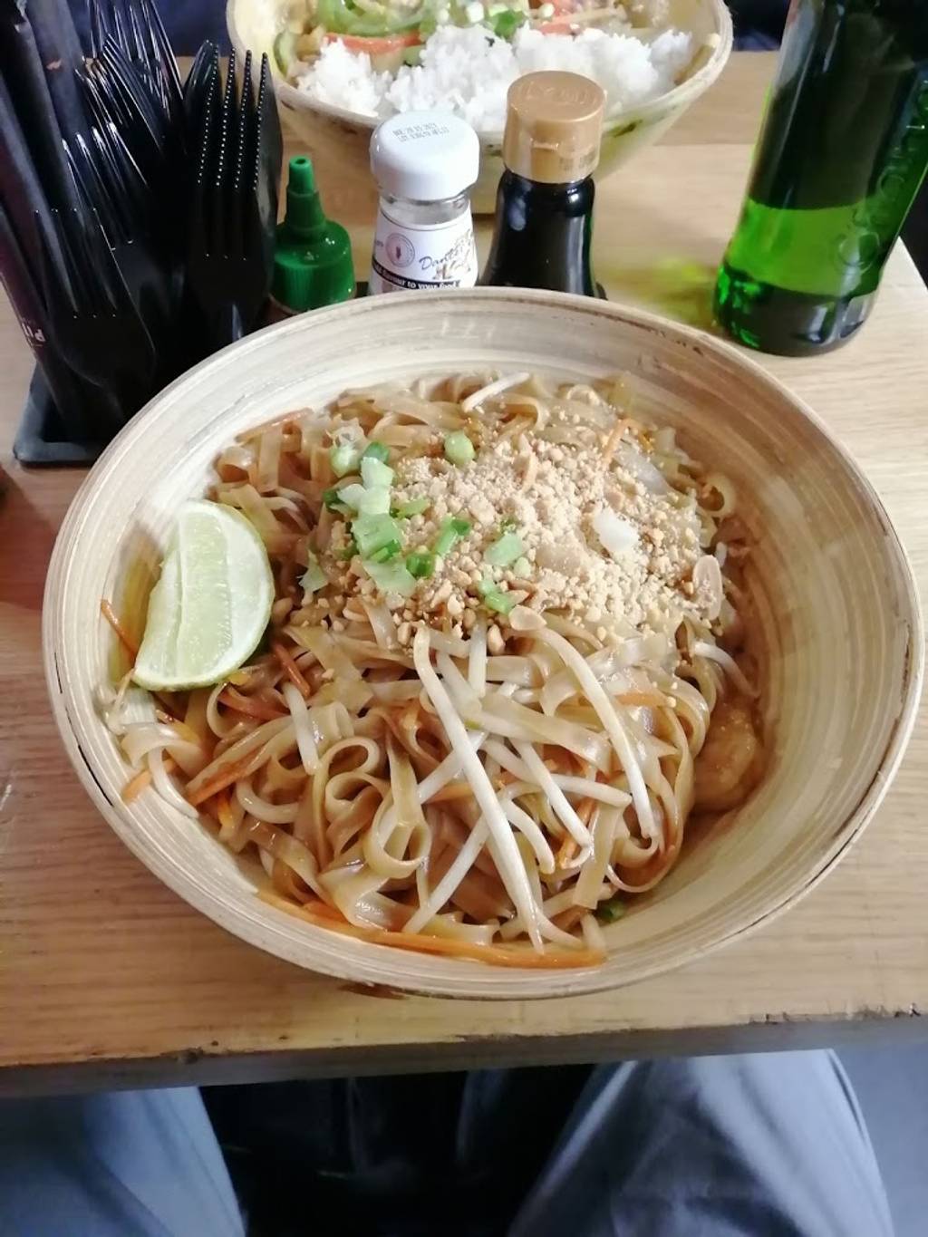 Pitaya Thaï Street Food Angers - Dish Cuisine Food Pad thai Spaghetti