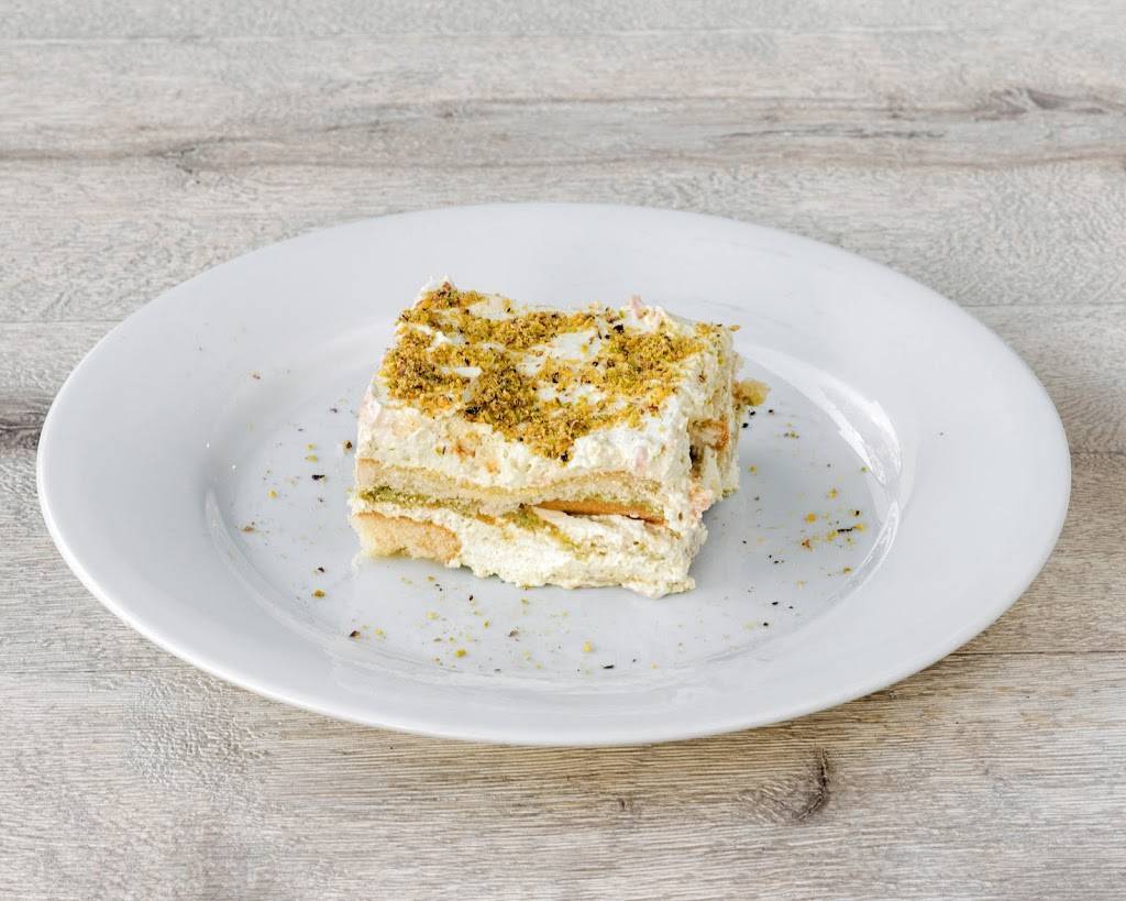 Bon Gusto Italien Montreuil - Dish Food Cuisine Ingredient Dessert