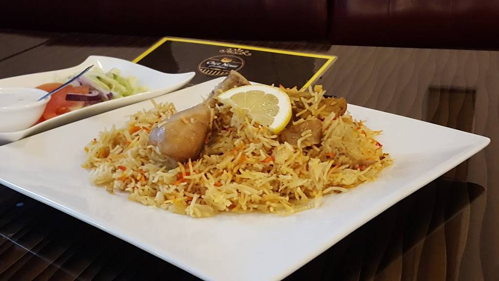 Chez Nous Grillades Saint-Denis - Food Cuisine Dish Rice Thai fried rice