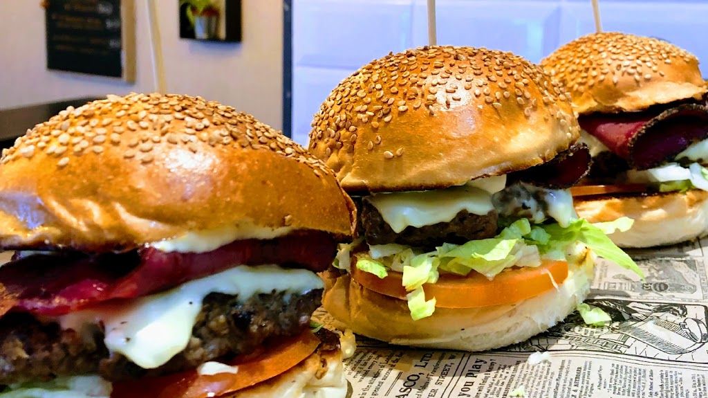 French Papa Burger Lille - Food Hamburger Dish Cuisine Junk food