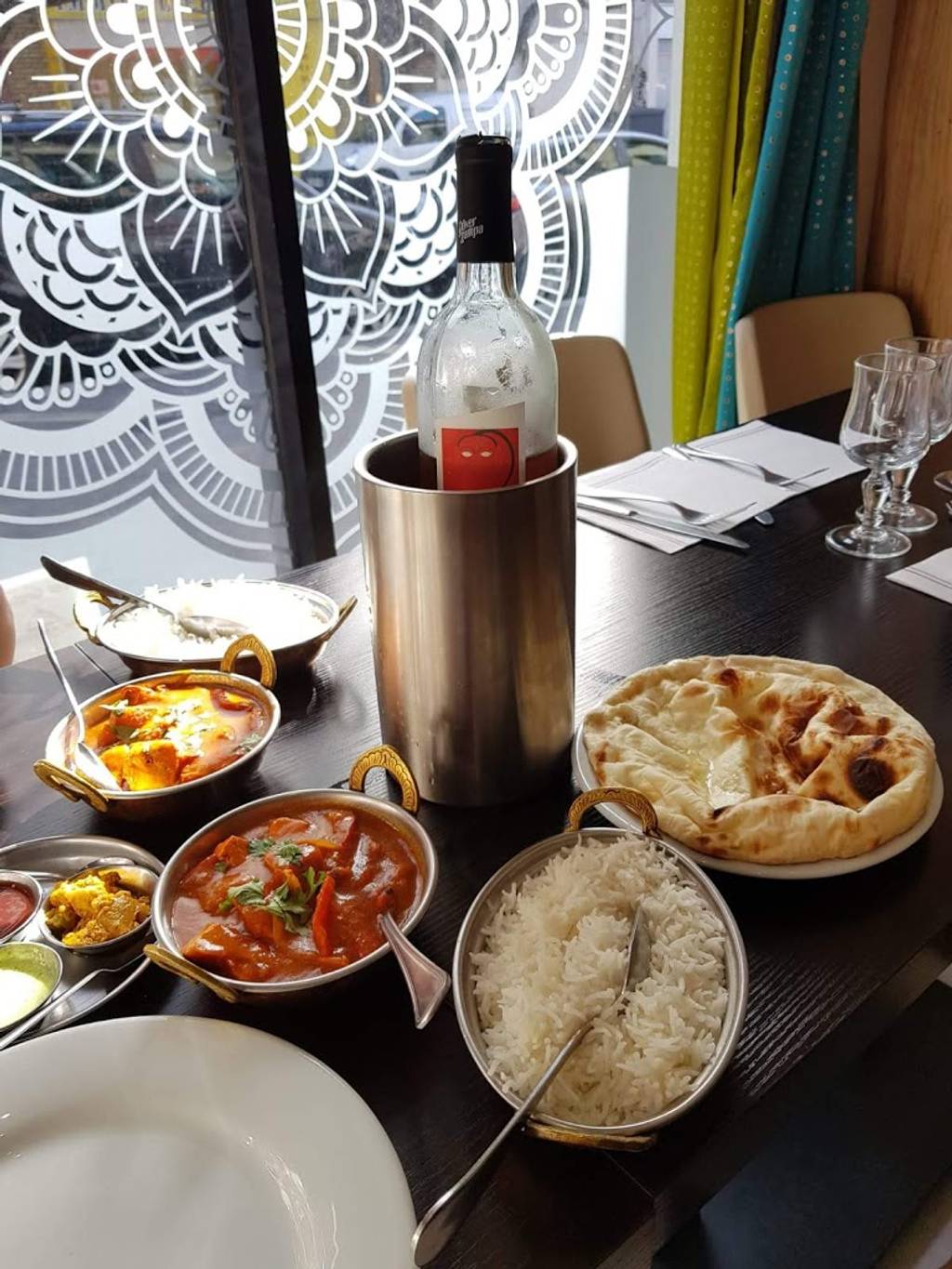 Gujarat Indien Montreuil - Dish Food Cuisine Meal Brunch