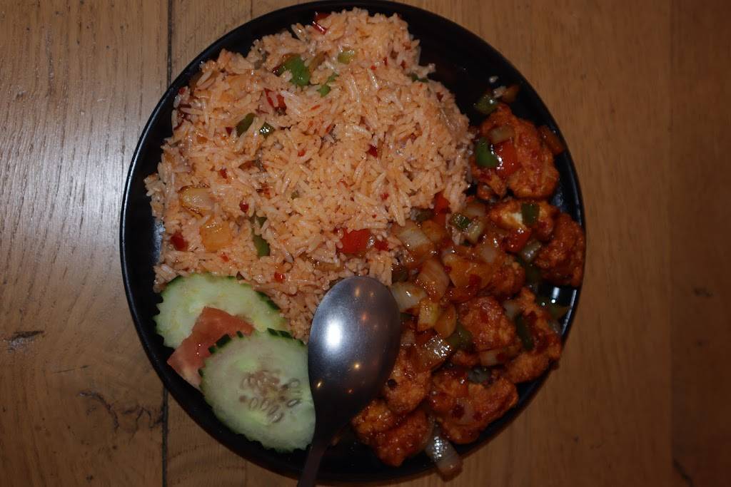 Chez baba restaurant spécialité tunisienne Melun - Food Tableware Ingredient White rice Spiced rice