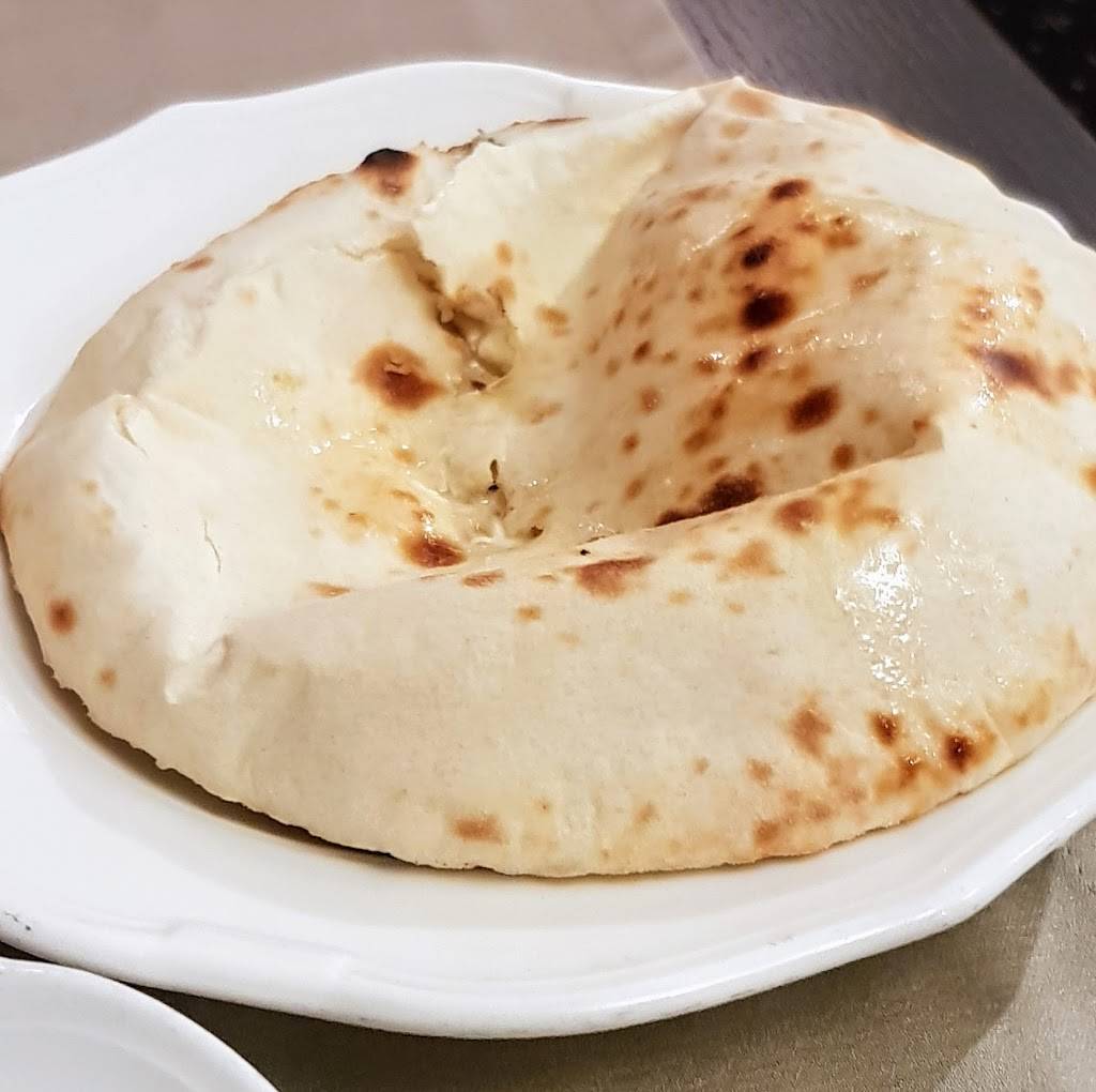 LE SHANDRANI Indien Versailles - Dish Food Cuisine Naan Ingredient