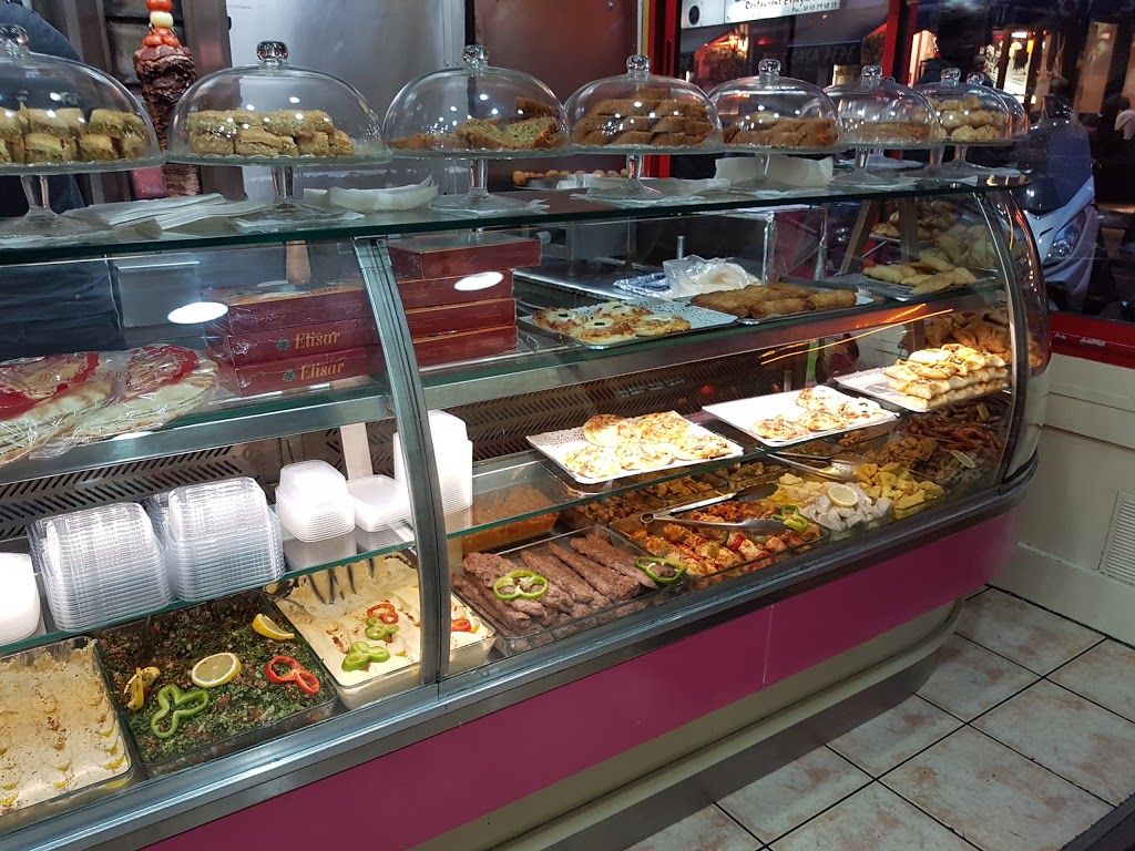 Le Cèdre Paris - Pâtisserie Bakery Display case Delicatessen Food