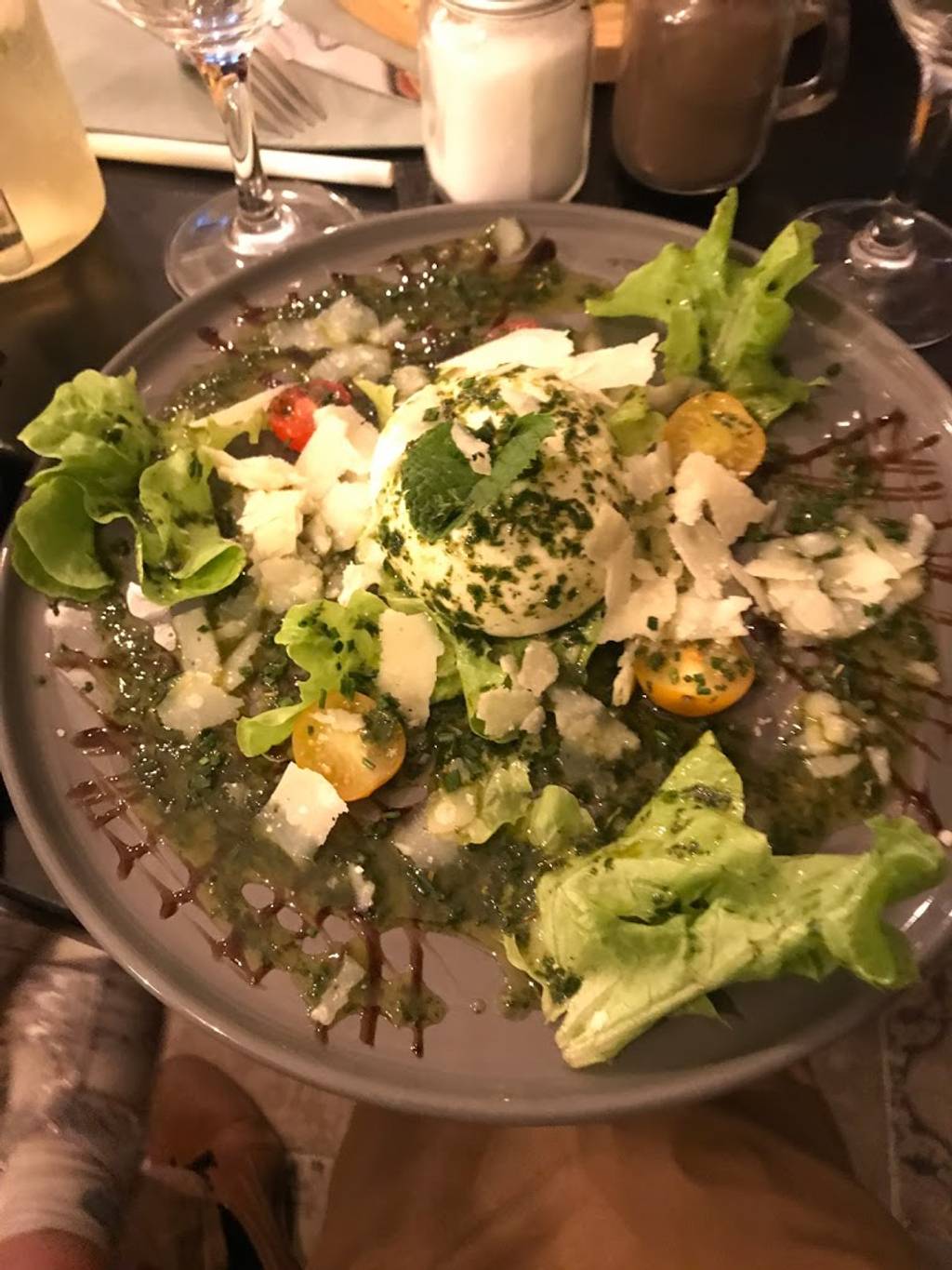 La table braisée Mantes-la-Jolie - Dish Cuisine Food Salad Garden salad