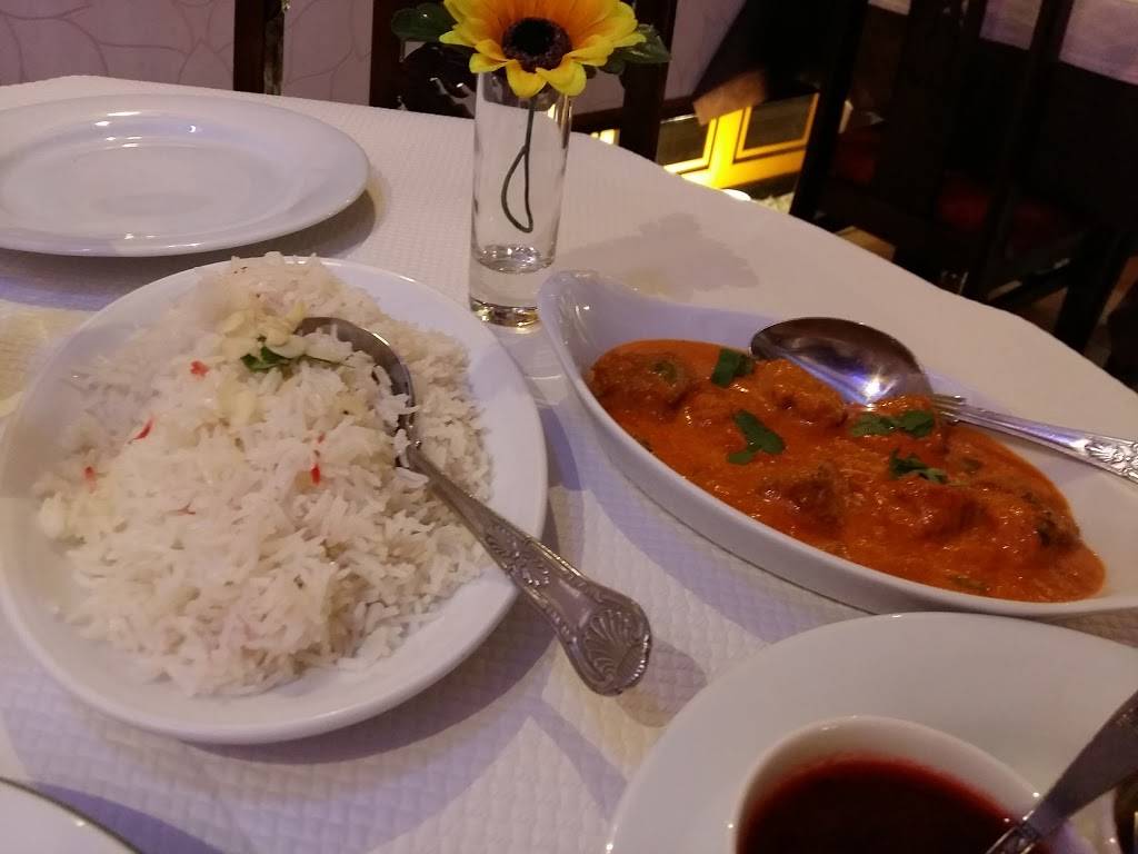 Meena Mahal Indien Metz - Dish Food Cuisine Meal Curry