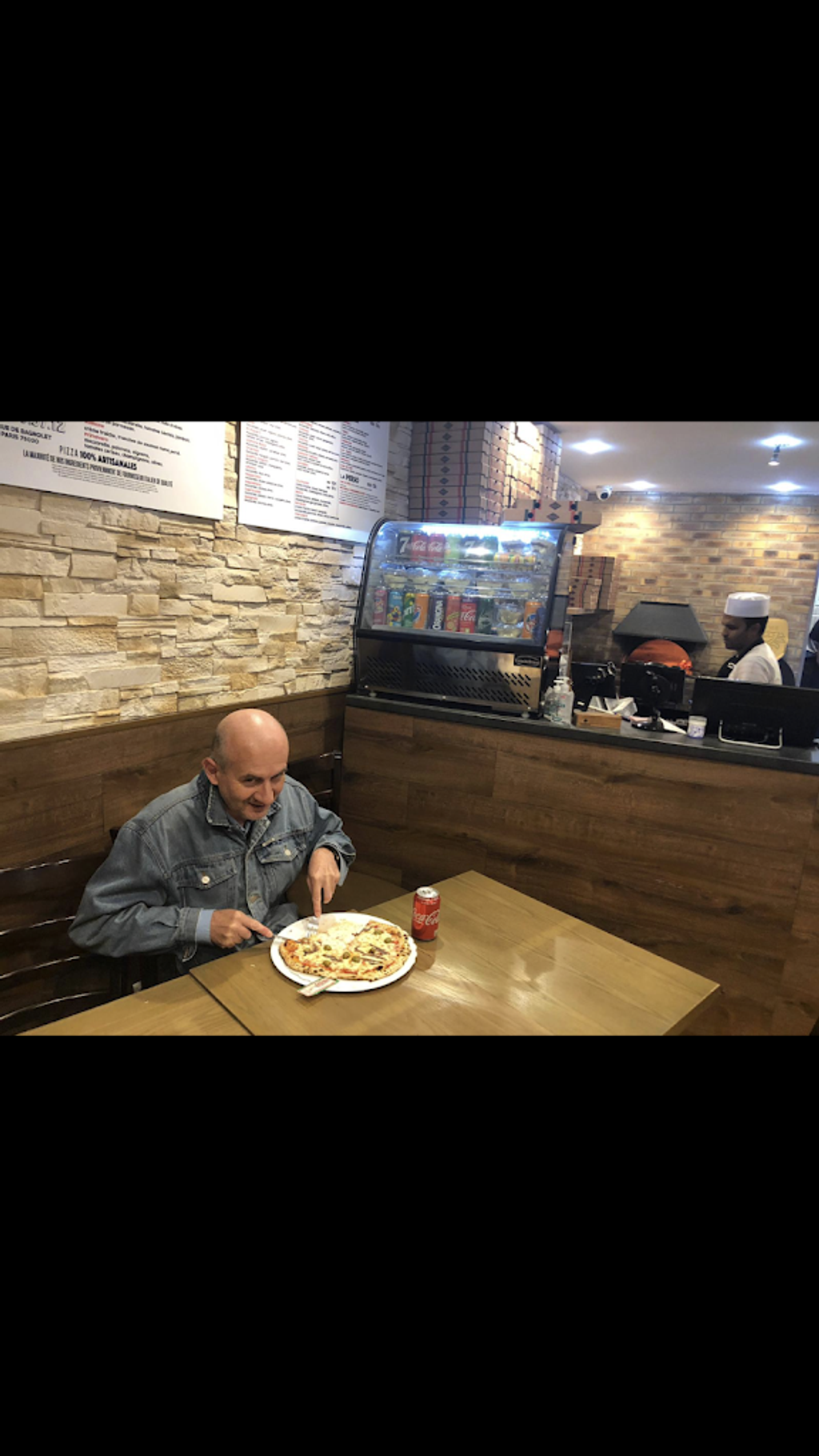 Del Totorino la pizza au feu de bois Paris - Dish Food Sitting Cuisine Meal