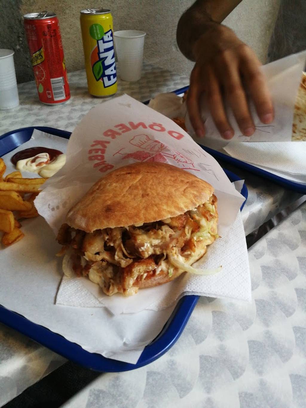 Resto Istanbul Fast-food Albi - Dish Food Cuisine Junk food Ingredient