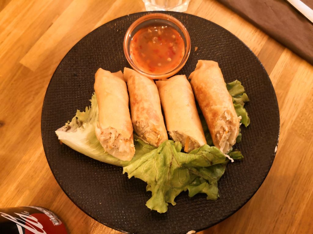 Asian Touch Thaïlandais Paris - Dish Food Cuisine Taquito Spring roll