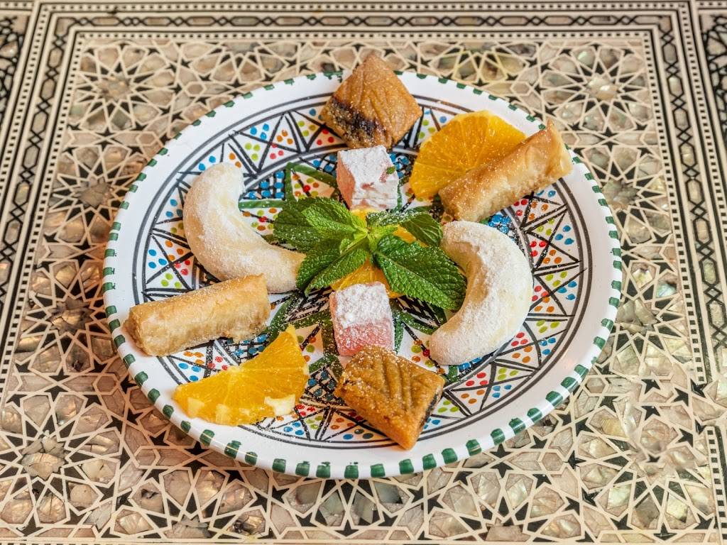 Les Saveurs de l'Orient | Couscous et Tajines | Restaurant Marocain Paris - Food Tableware Ingredient Dishware Rectangle