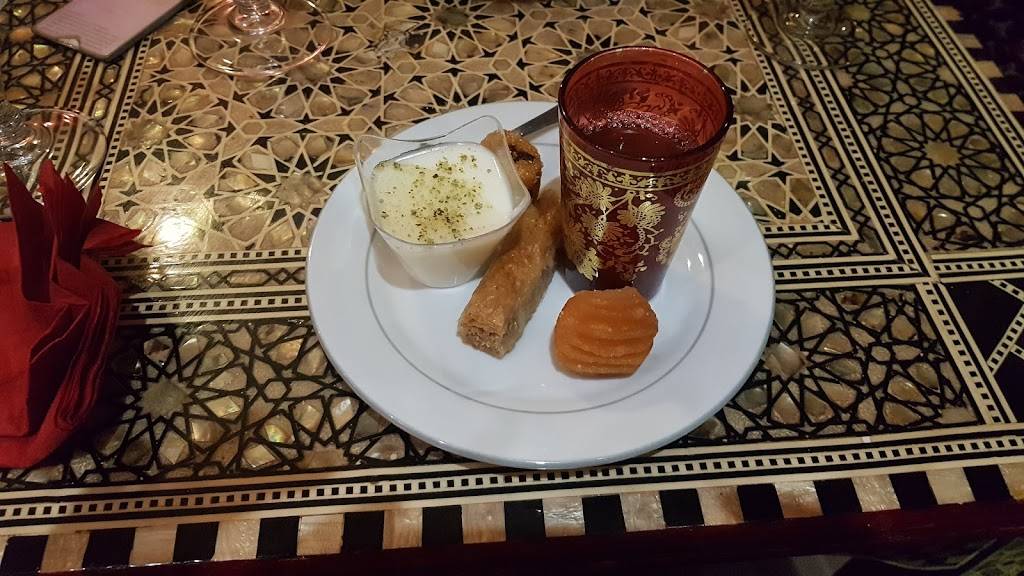 Les Saveurs de l'Orient | Couscous et Tajines | Restaurant Marocain Paris - Food Tableware Dishware Drinkware Ingredient