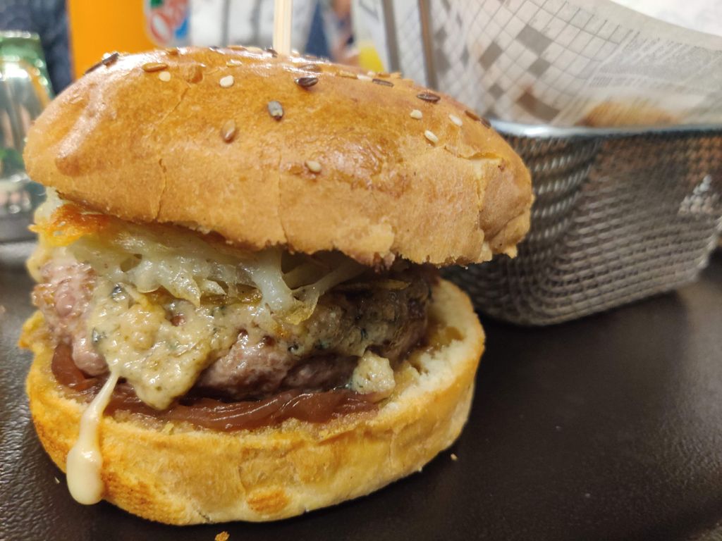 Le Butcher Paris - Dish Food Cuisine Buffalo burger Ingredient